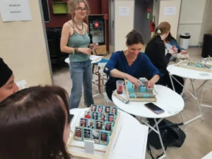 Le "Qui est-ce" spécial Europe, l'un des 5 jeux créés dans le cadre du projet Europe & JEU'nes